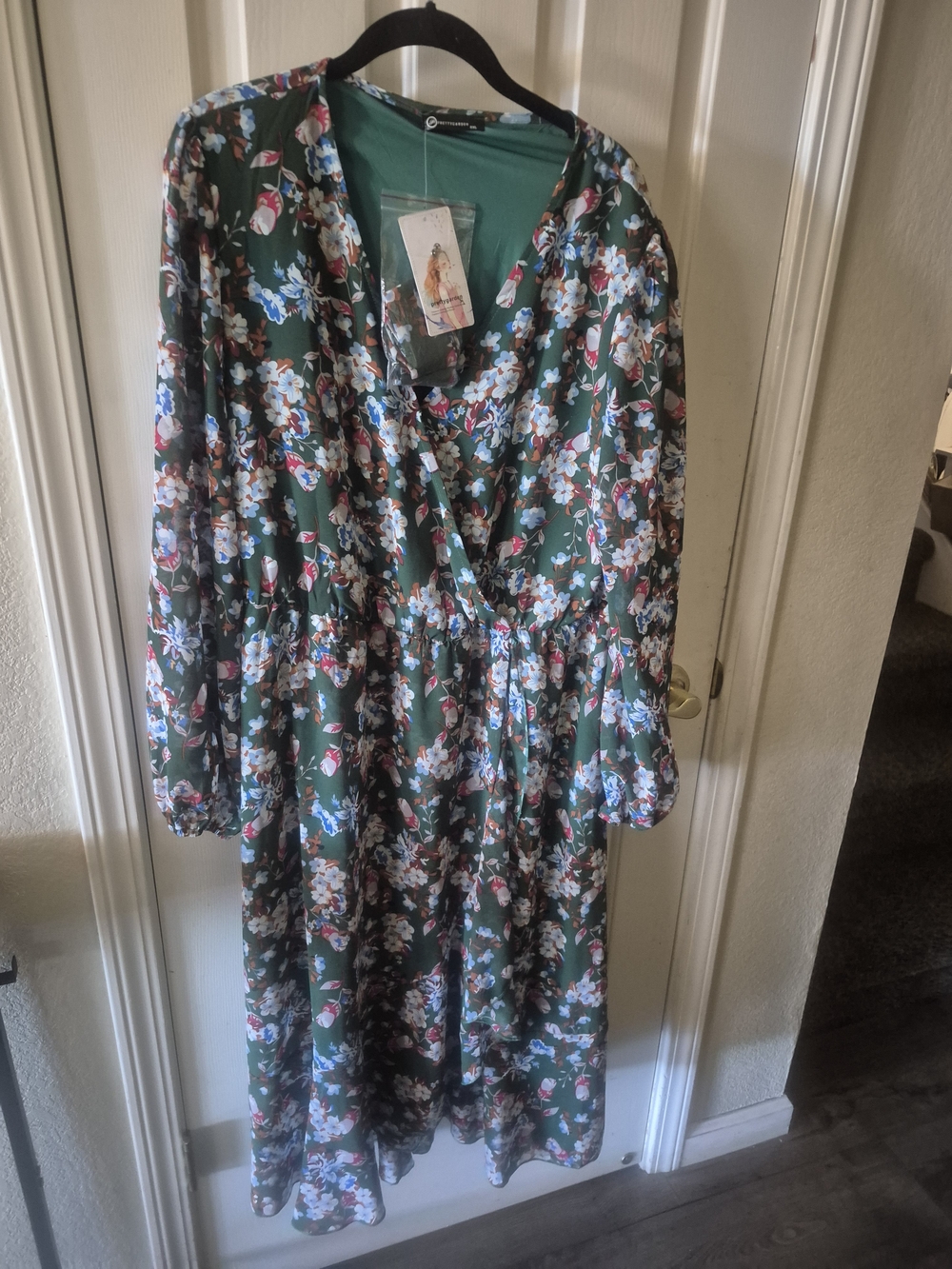 Green Floral Wrap Midi Dress By PRETYGARDEN XXL